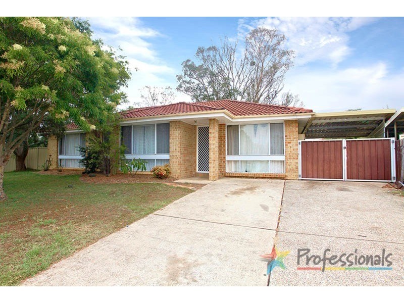 12 Aldinga Place, Claremont Meadows NSW 2747
