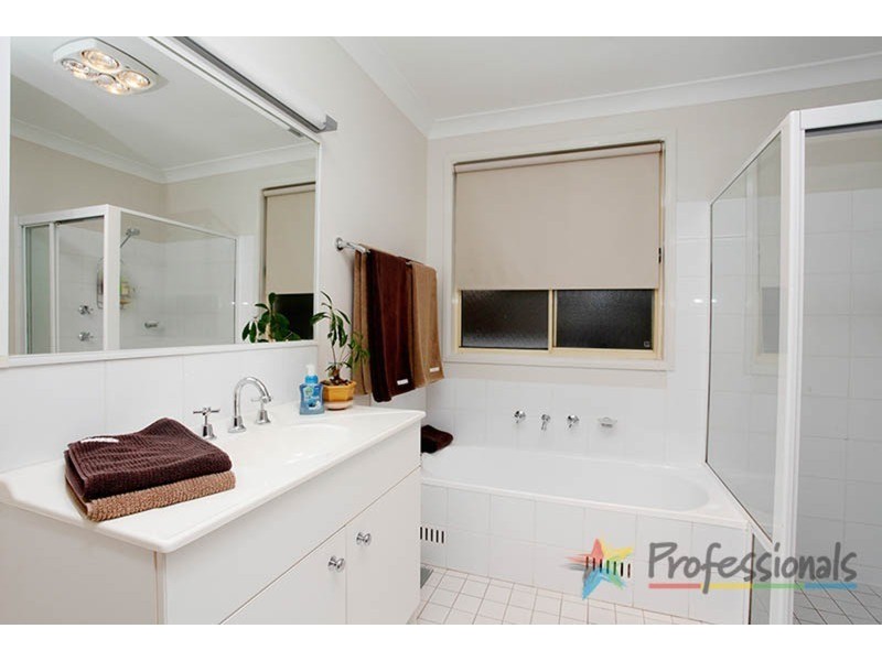 20 Minnek Close, Glenmore Park NSW 2745