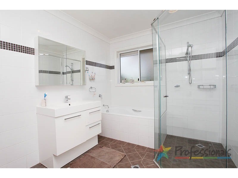 25 Shepherd Street, Colyton NSW 2760