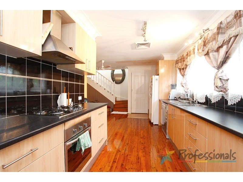 4 Allsopp Drive, Cambridge Gardens NSW 2747