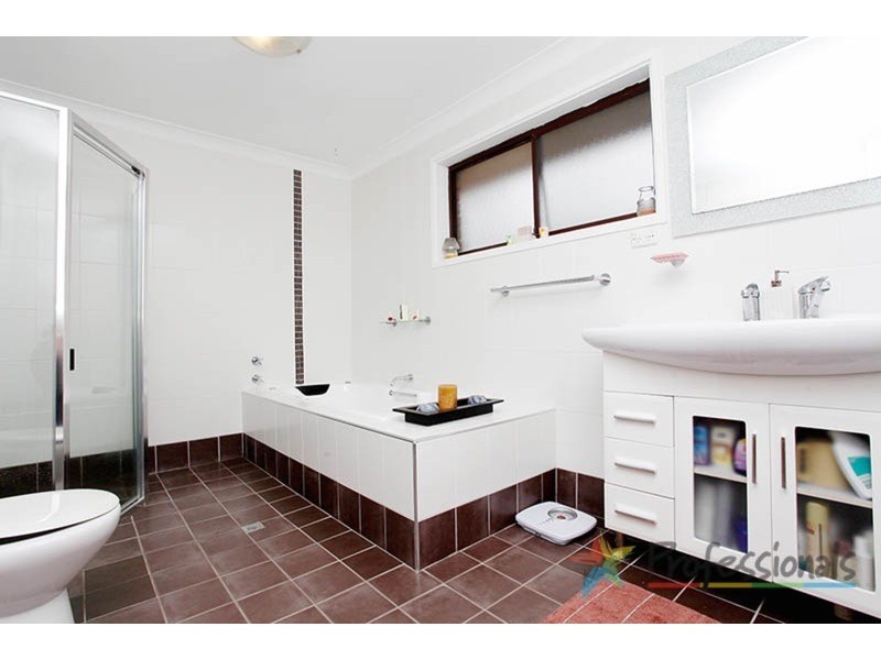 4 Allsopp Drive, Cambridge Gardens NSW 2747