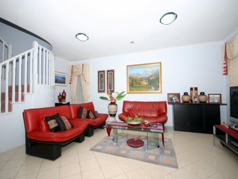 1 Marcus Clarke Crescent, Glenmore Park NSW 2745