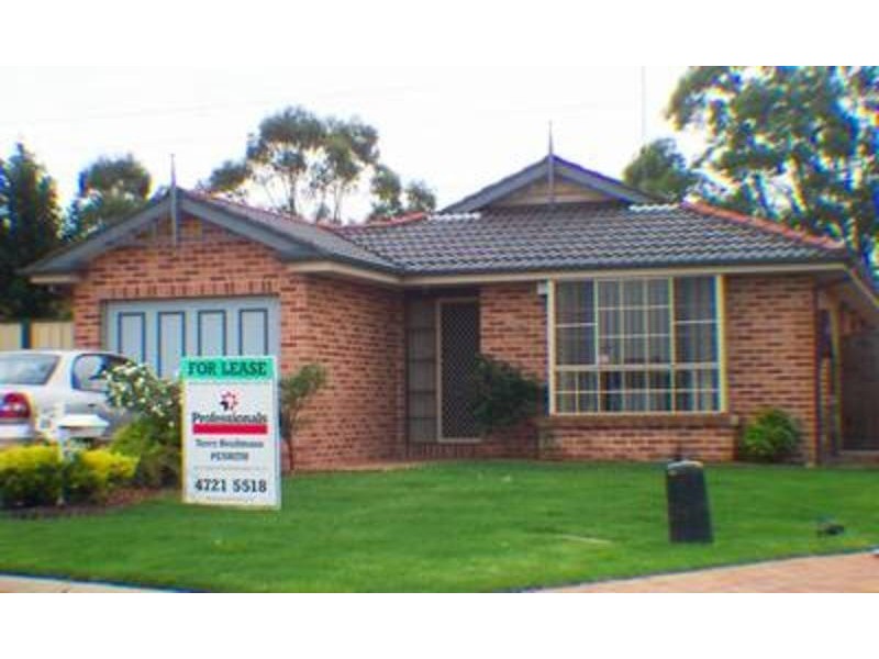 25 Pardalote Place, Glenmore Park NSW 2745