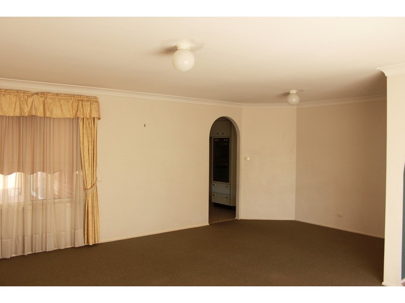 11 Salerno Close, Emu Heights NSW 2750