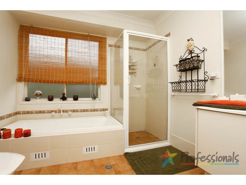 3 Kobina Avenue, Glenmore Park NSW 2745