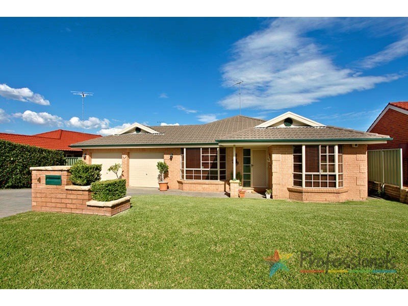 4 Kobina Avenue, Glenmore Park NSW 2745
