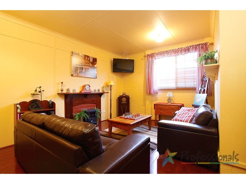 73 Greendale Road, Wallacia NSW 2745