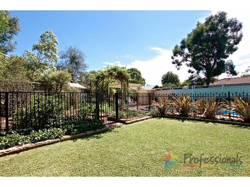 73 Greendale Road, Wallacia NSW 2745