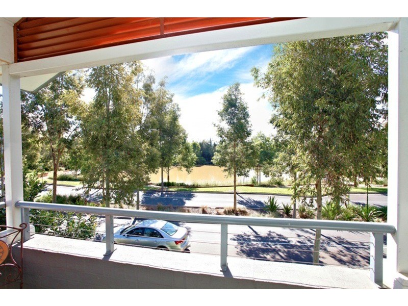 4 Waterside Boulevard, Cranebrook NSW 2749