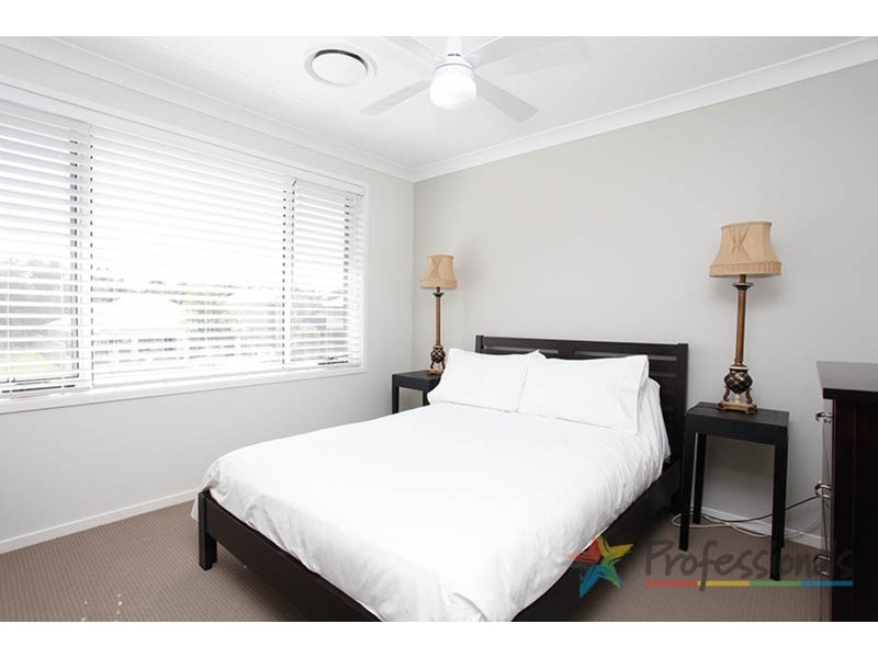 12 Wedgebill Place, Cranebrook NSW 2749