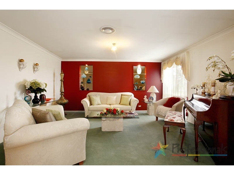 3 Kobina Avenue, Glenmore Park NSW 2745