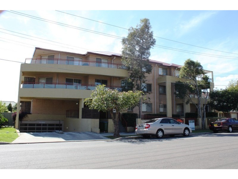 2/43-45 Preston Street, Jamisontown NSW 2750