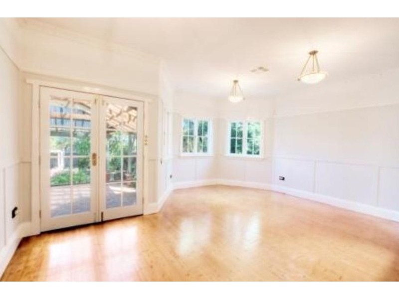 6 Higgins Street, Penrith NSW 2750