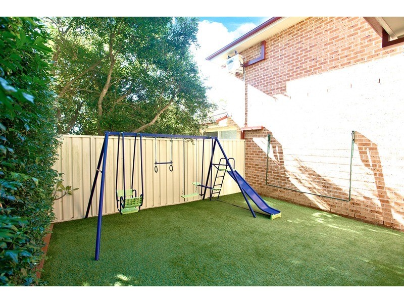 4/9 Blaxland  Avenue, Penrith NSW 2750