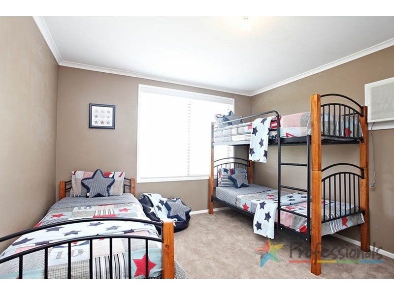 4 Mowla Avenue, Jamisontown NSW 2750