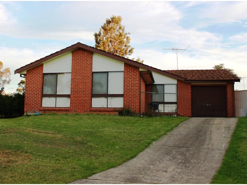 3 Cumberland Place, Colyton NSW 2760