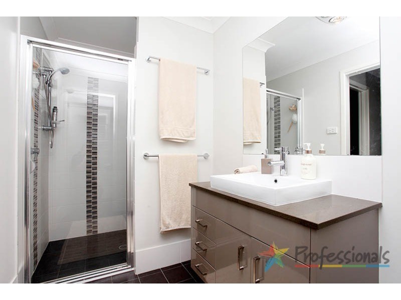 12 Wedgebill Place, Cranebrook NSW 2749