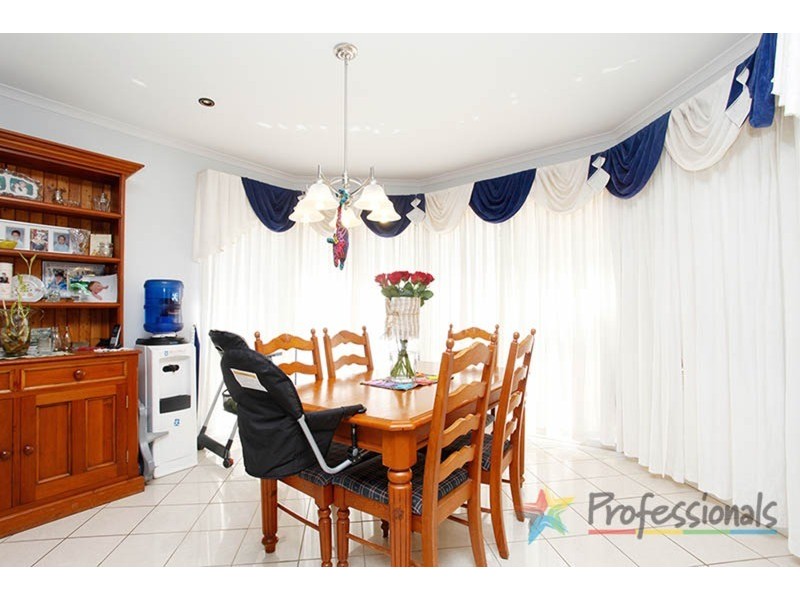 1 Marcus Clarke Crescent, Glenmore Park NSW 2745