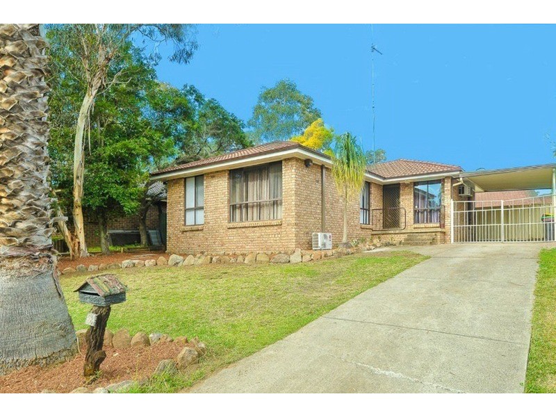 28 McHenry Road, Cranebrook NSW 2749