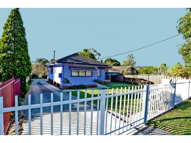 111 Derby Street, Penrith NSW 2750