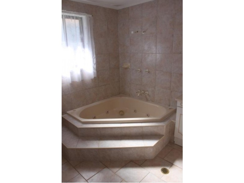 4 Pebworth Place, South Penrith NSW 2750