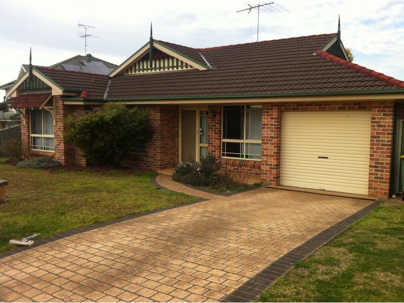 76 Muru Drive, Glenmore Park NSW 2745