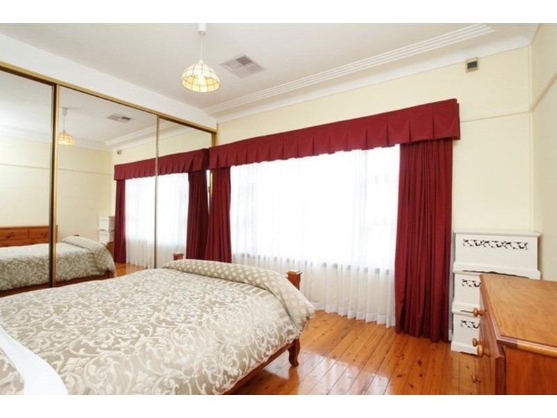 2 Walter Street, Kingswood NSW 2747