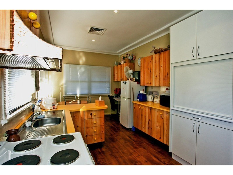 111 Derby  Street, Penrith NSW 2750