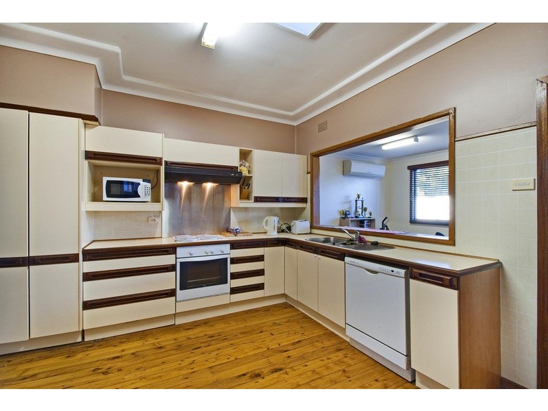 18 Epping Close, Cambridge Park NSW 2747