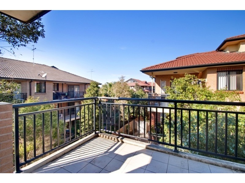 13/10 Regentville Road, Jamisontown NSW 2750