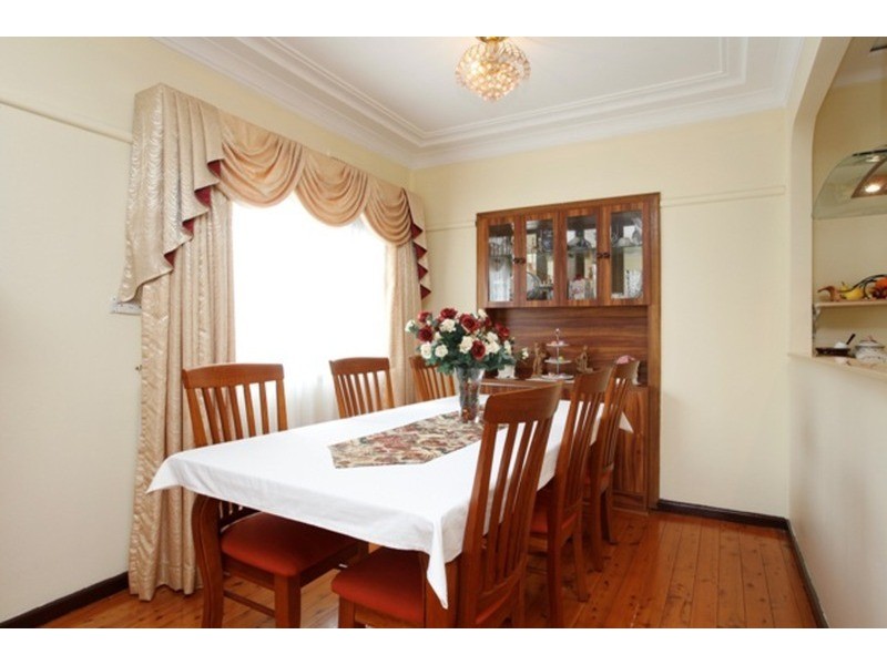 2 Walter Street, Kingswood NSW 2747