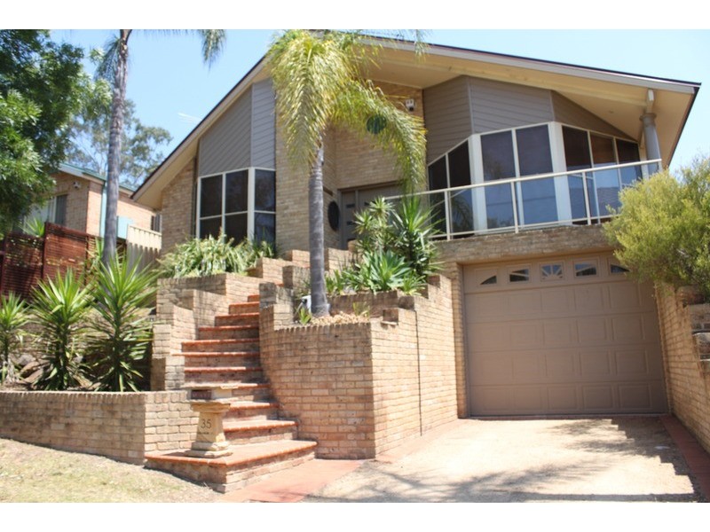 35 Geranium Close, Glenmore Park NSW 2745