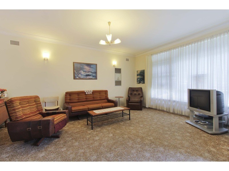 1 Vista  Street, Penrith NSW 2750