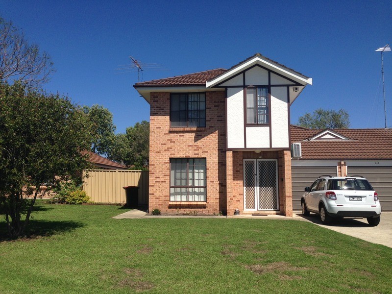 2/8 Judith Close, Werrington NSW 2747