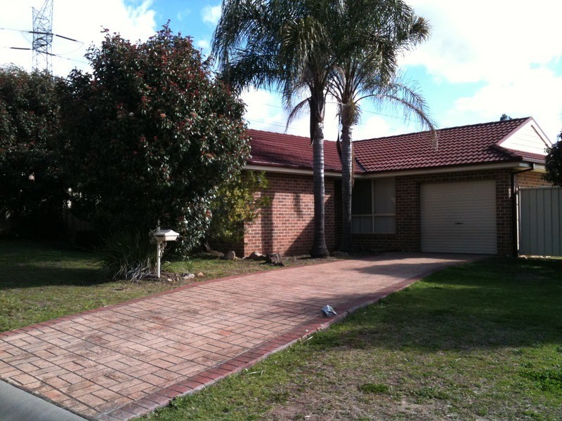 18A Kulaman Crescent, Glenmore Park NSW 2745