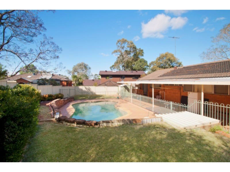 27 Lorne Avenue, South Penrith NSW 2750