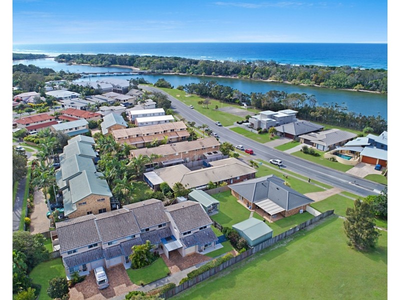 4/3 Mountbatten Court, Pottsville NSW 2489