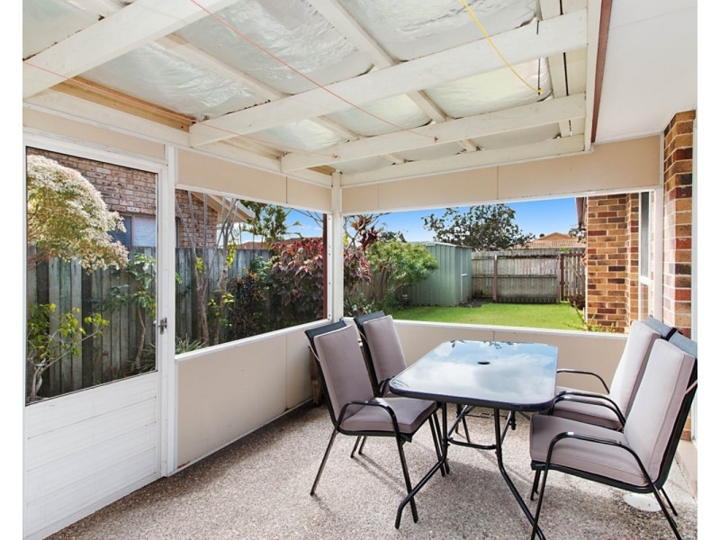 1/18 Edward Avenue, Pottsville NSW 2489