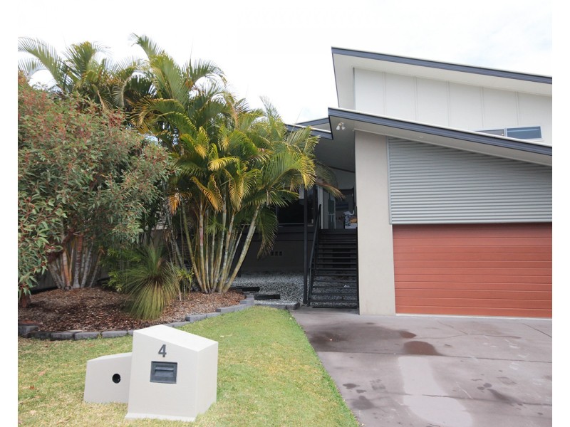 4 Mylestrom Circle, Pottsville NSW 2489