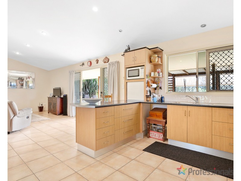 48 Hazelwood Drive, Pottsville NSW 2489