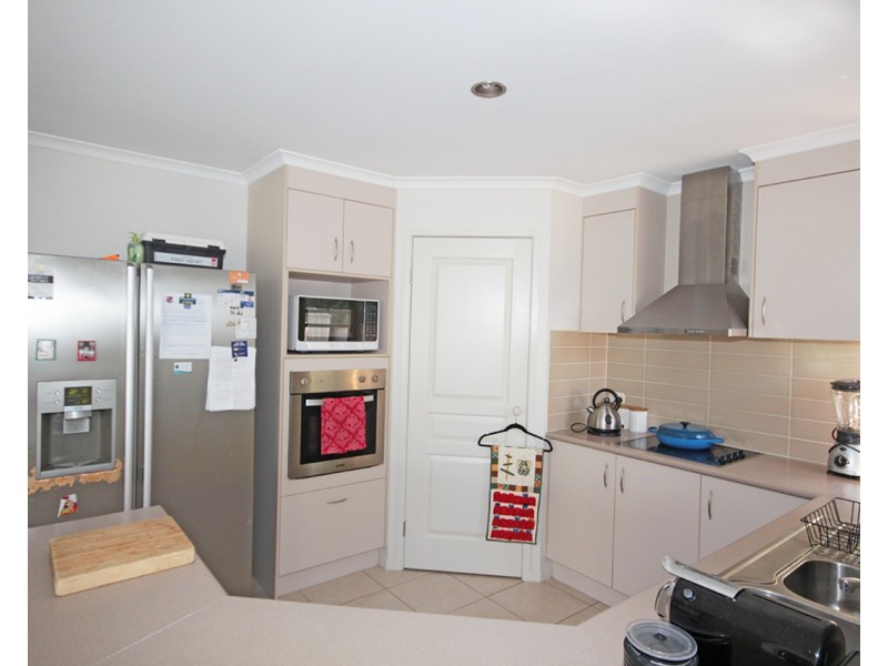 32 Newcastle Drive, Pottsville NSW 2489