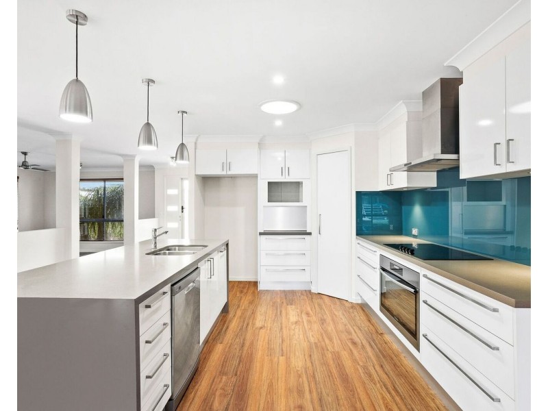 3 Border Crescent, Pottsville NSW 2489