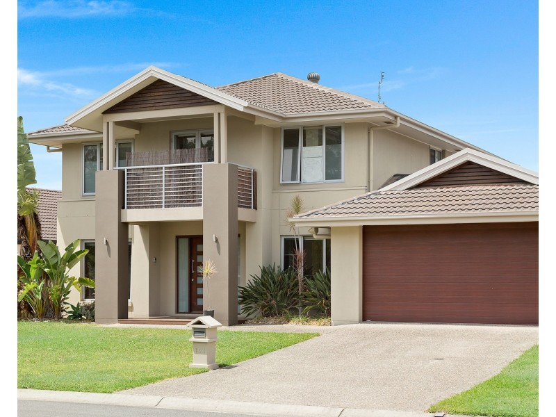 104 Botanical Circuit, Banora Point NSW 2486