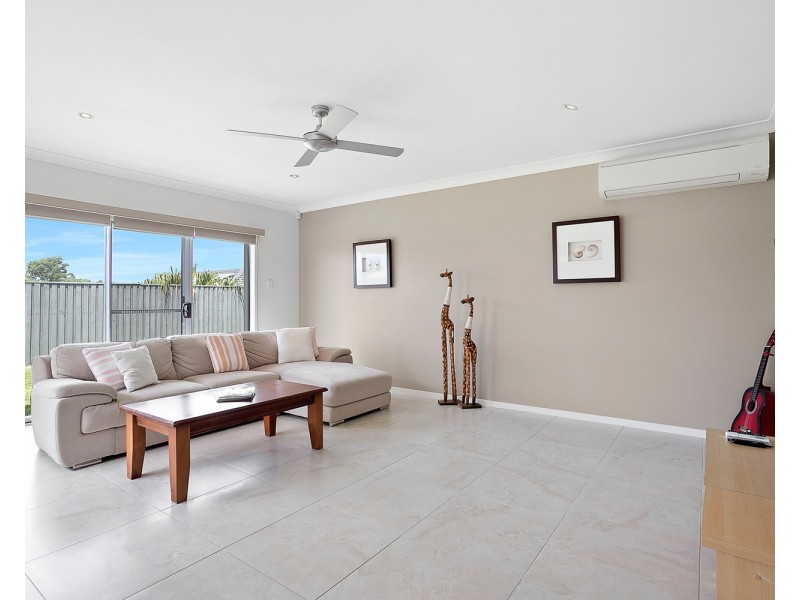 104 Botanical Circuit, Banora Point NSW 2486