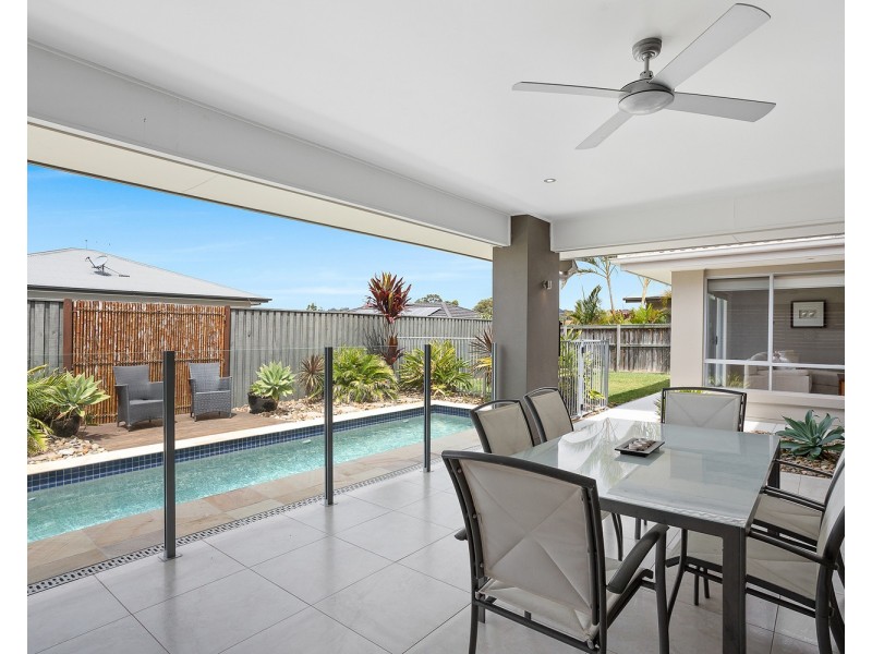 104 Botanical Circuit, Banora Point NSW 2486