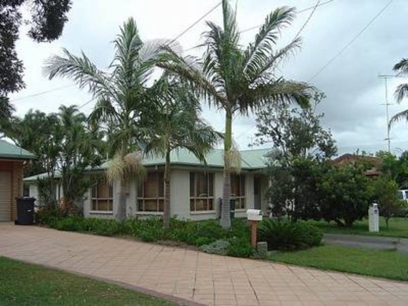 34 Surfside Crescent, Pottsville NSW 2489