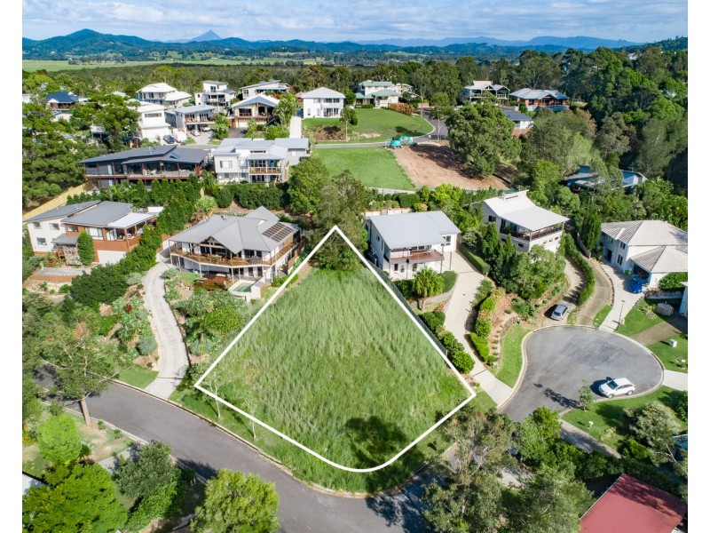 1 Silveraspen Grove, Pottsville NSW 2489