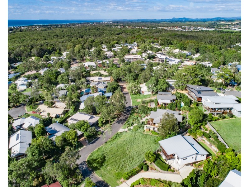 1 Silveraspen Grove, Pottsville NSW 2489