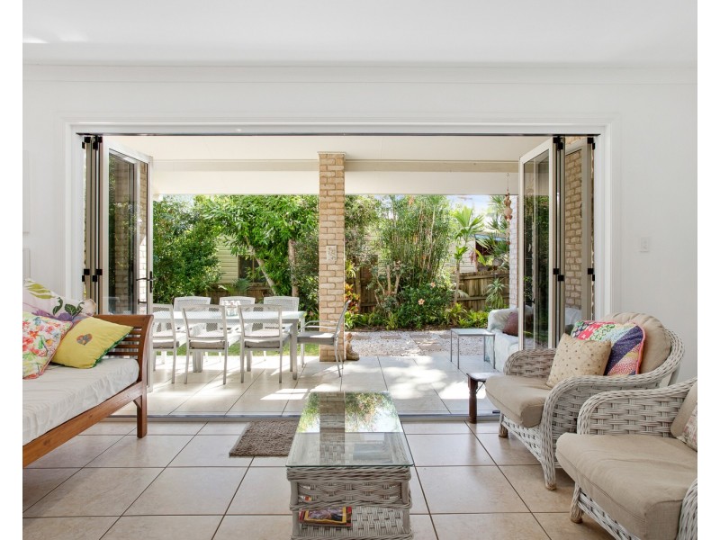 23 Tweed Coast Road, Pottsville NSW 2489