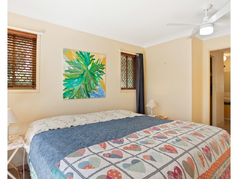 4 Muskheart Circuit, Pottsville NSW 2489